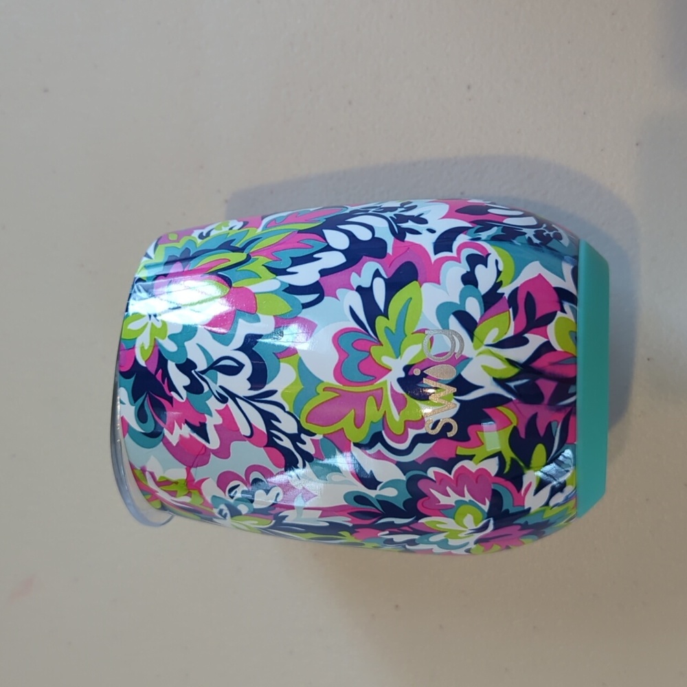 Swig, Frilly Lilly, 14 oz wine tumbler